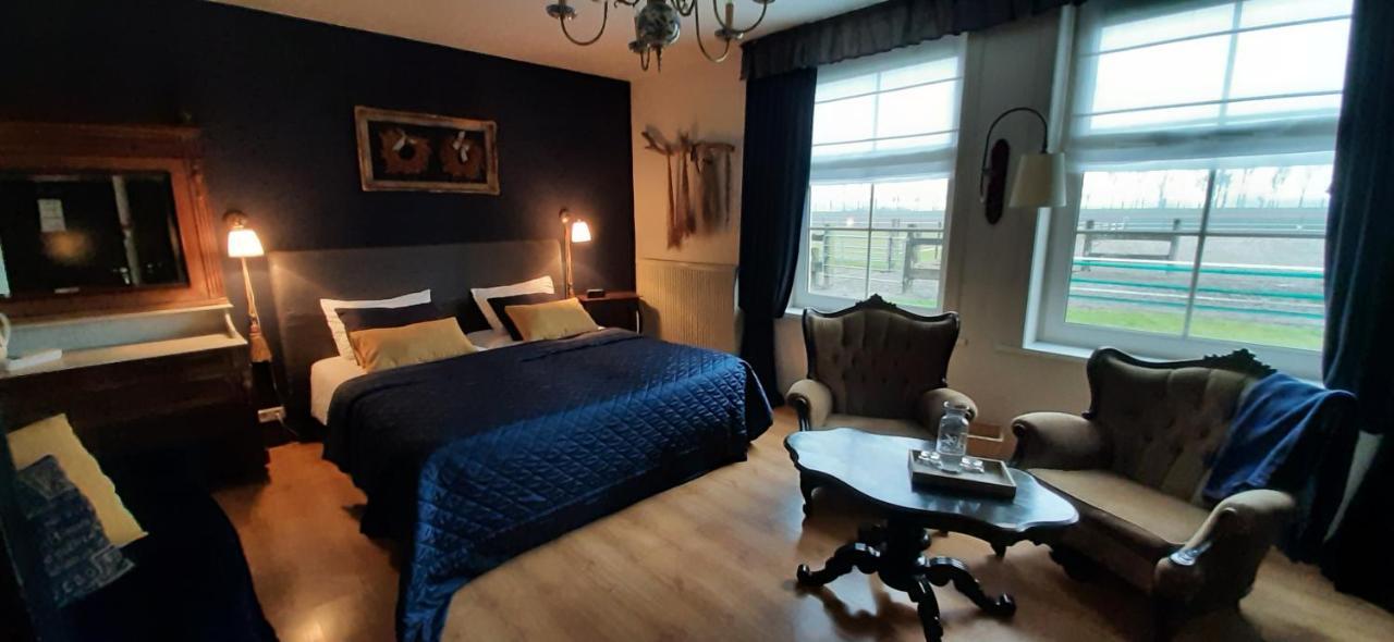 Bed & Breakfast De Kienstee Schoondijke Екстериор снимка