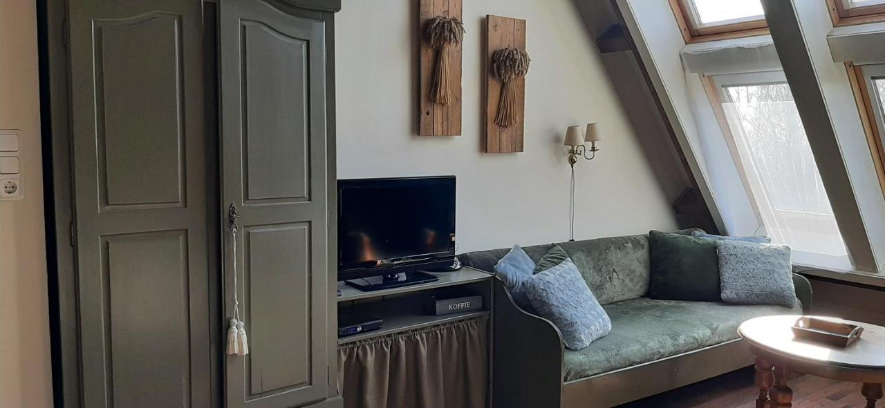 Bed & Breakfast De Kienstee Schoondijke Екстериор снимка
